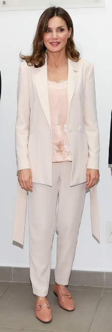 Queen Letizia wears Intropia vanilla embossed lounge suit