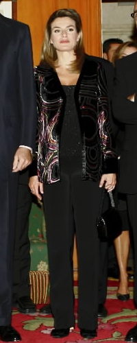 Queen Letizia attends Francisco Cerecedo Journalism Award 2016 - Queen ...