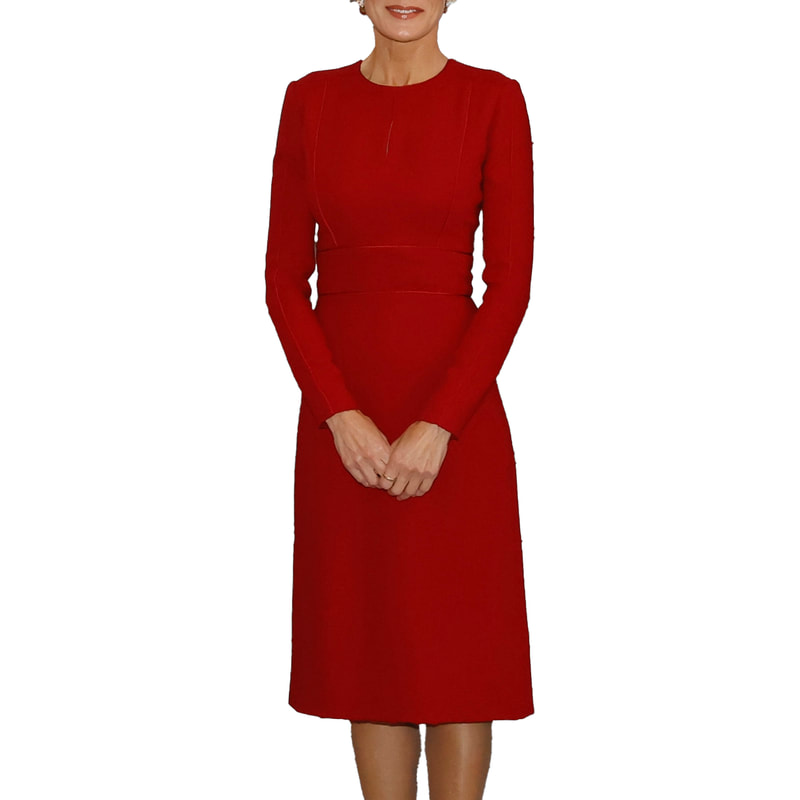 Carolina Herrera Piped Keyhole Sheath Dress in Red - Queen Letizia ...